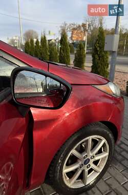 Хэтчбек Ford Fiesta 2016 в Софиевской Борщаговке