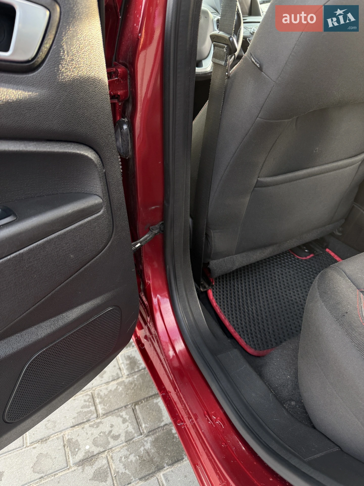 2016 Ford Fiesta - мініатюра 36