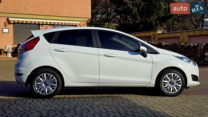 Хетчбек Ford Fiesta 2014 в Мукачевому