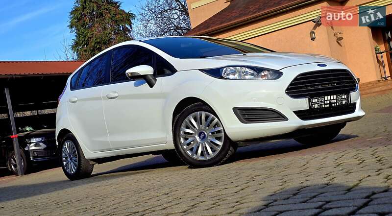 Хетчбек Ford Fiesta 2014 в Мукачевому