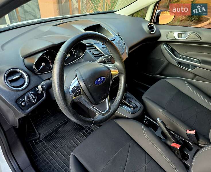 Хетчбек Ford Fiesta 2014 в Мукачевому