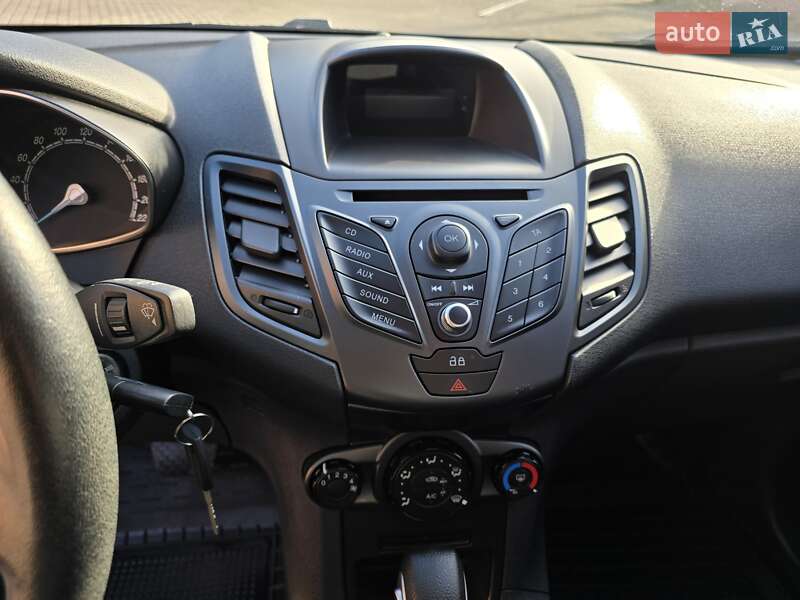 Хетчбек Ford Fiesta 2014 в Мукачевому