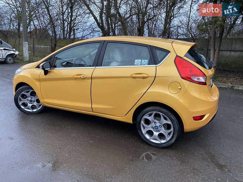 Хетчбек Ford Fiesta 2011 в Хмельницькому фото 5 Хетчбек Ford Fiesta 2011 в Хмельницькому
