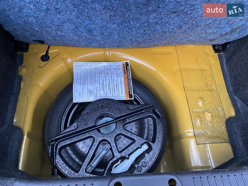 Хетчбек Ford Fiesta 2011 в Хмельницькому фото 21 Хетчбек Ford Fiesta 2011 в Хмельницькому