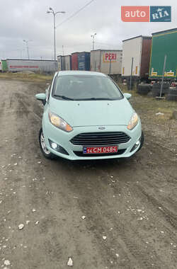 Седан Ford Fiesta 2017 в Львові