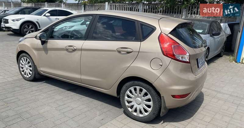 Хэтчбек Ford Fiesta 2016 в Днепре фото 4 Хэтчбек Ford Fiesta 2016 в Днепре