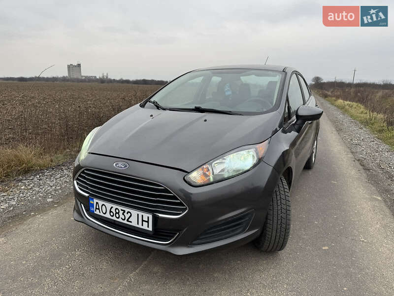 Седан Ford Fiesta 2018 в Мукачевому фото Седан Ford Fiesta 2018 в Мукачевому
