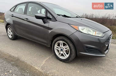 Седан Ford Fiesta 2018 в Мукачевому
