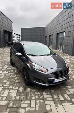 Седан Ford Fiesta 2014 в Тячеві