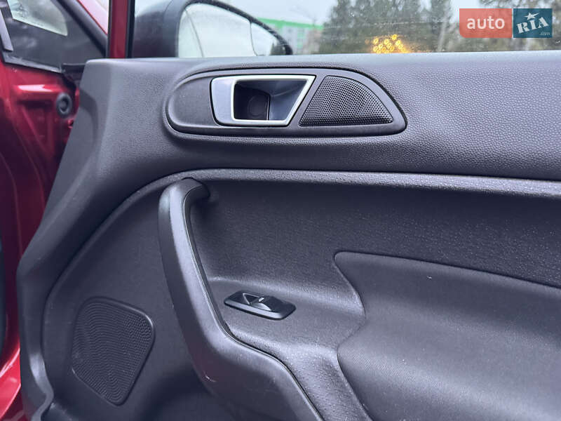 Седан Ford Fiesta 2014 в Ровно фото 32 Седан Ford Fiesta 2014 в Ровно