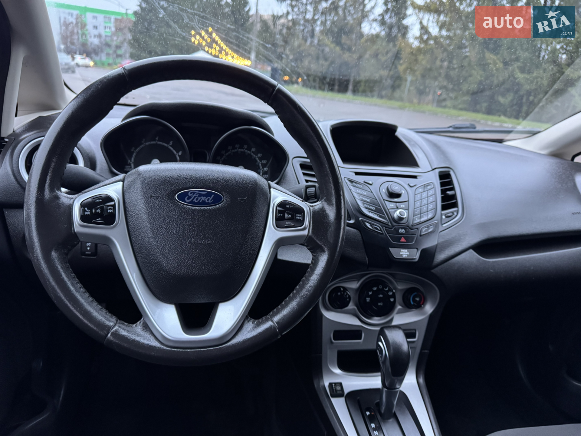 2014 Ford Fiesta - мініатюра 40