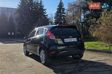 Хетчбек Ford Fiesta 2016 в Житомирі