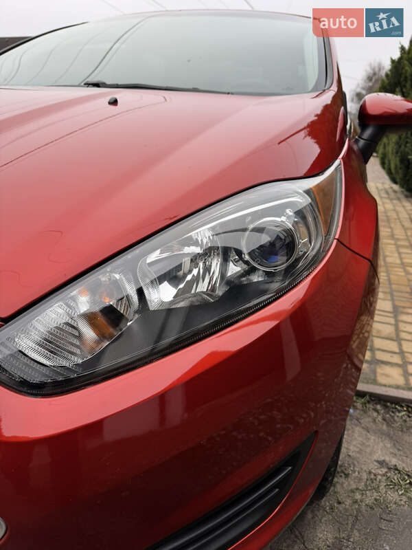 Седан Ford Fiesta 2019 в Буче