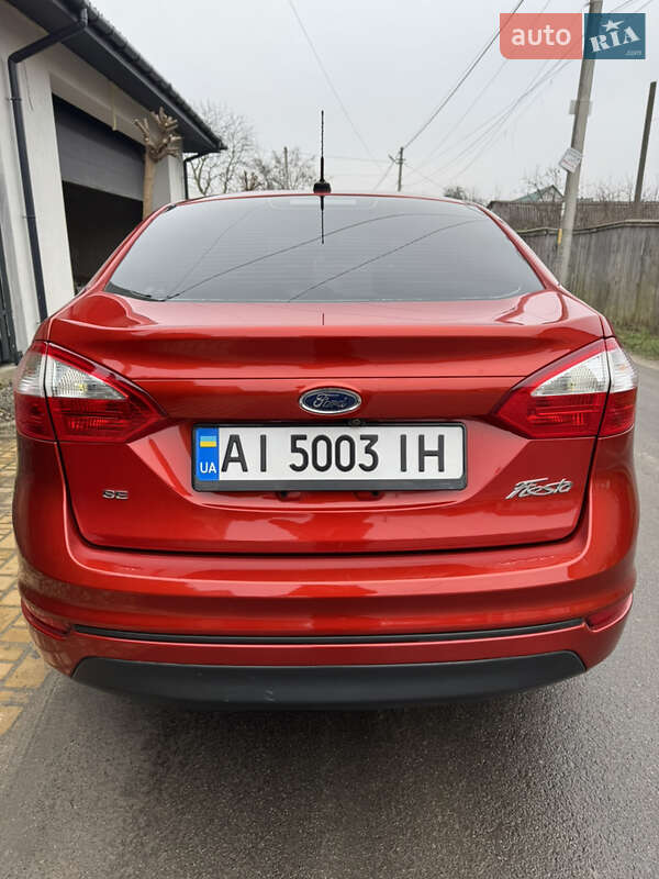 Седан Ford Fiesta 2019 в Буче