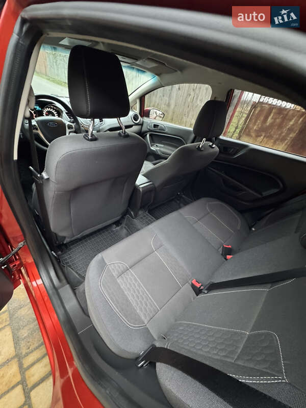 Седан Ford Fiesta 2019 в Буче