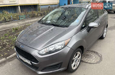 Седан Ford Fiesta 2013 в Киеве