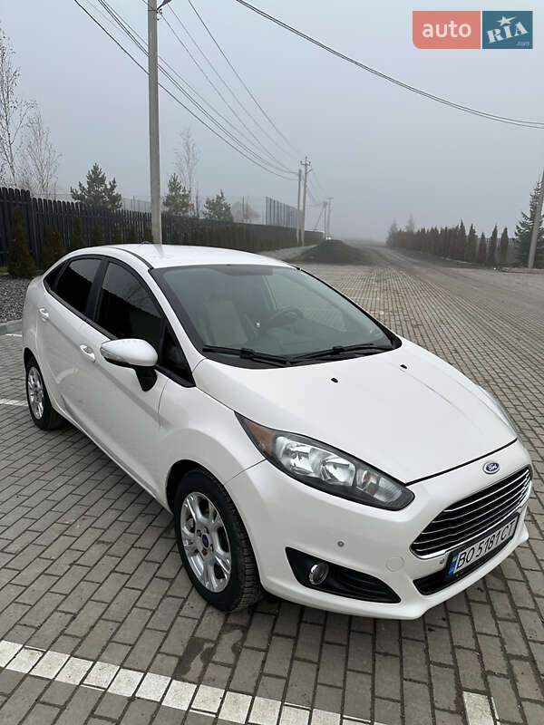 Седан Ford Fiesta 2016 в Тернополе