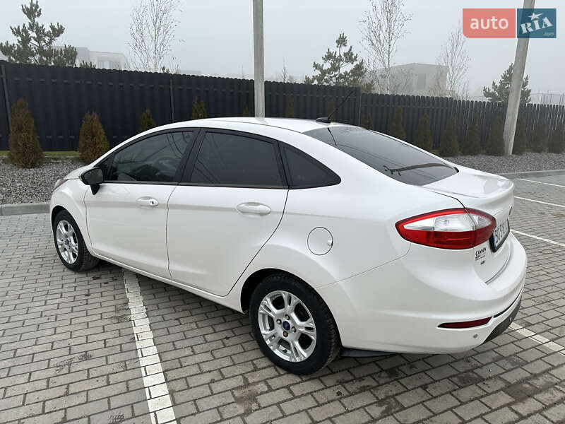 Седан Ford Fiesta 2016 в Тернополе