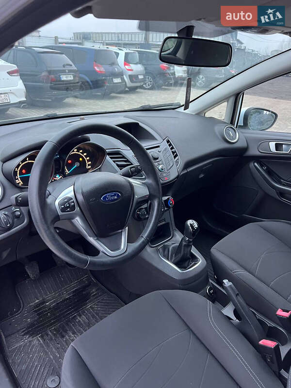 Хэтчбек Ford Fiesta 2013 в Белогородке