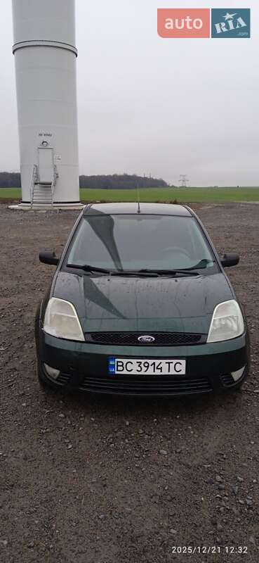 Ford Fiesta 2004