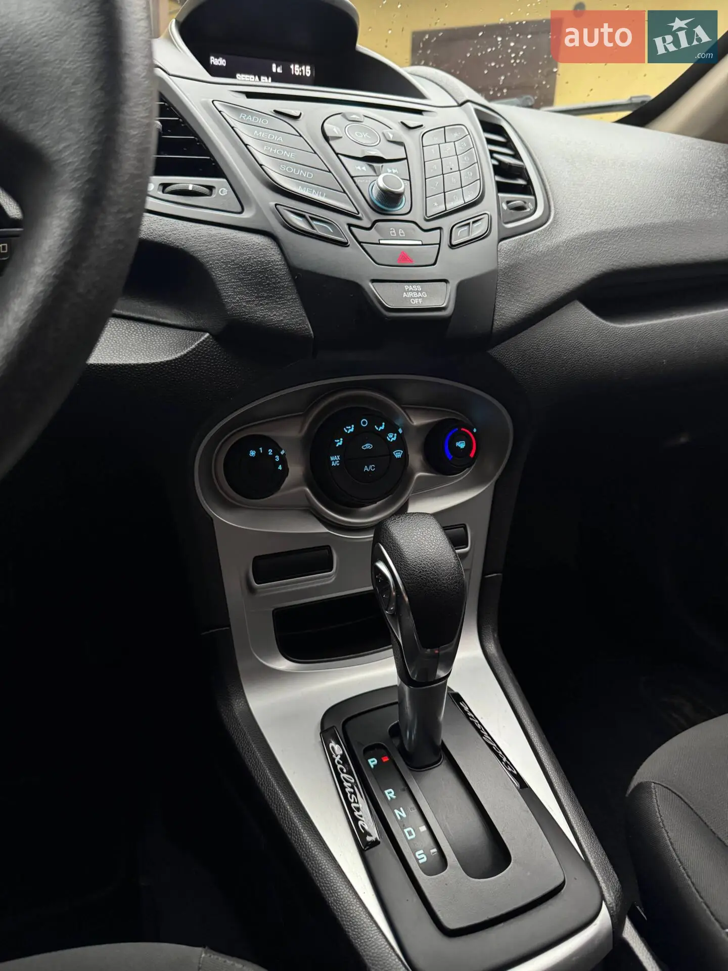 2018 Ford Fiesta - мініатюра 21