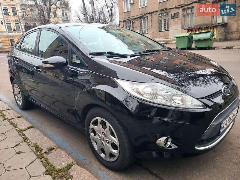 Седан Ford Fiesta 2012 в Одессе