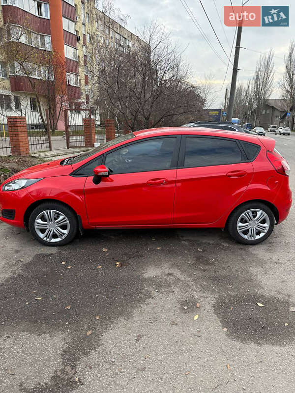 Хэтчбек Ford Fiesta 2013 в Днепре