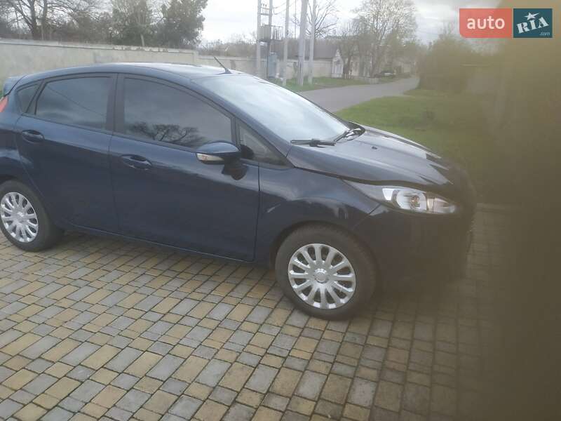 Хэтчбек Ford Fiesta 2015 в Одессе фото 5 Хэтчбек Ford Fiesta 2015 в Одессе