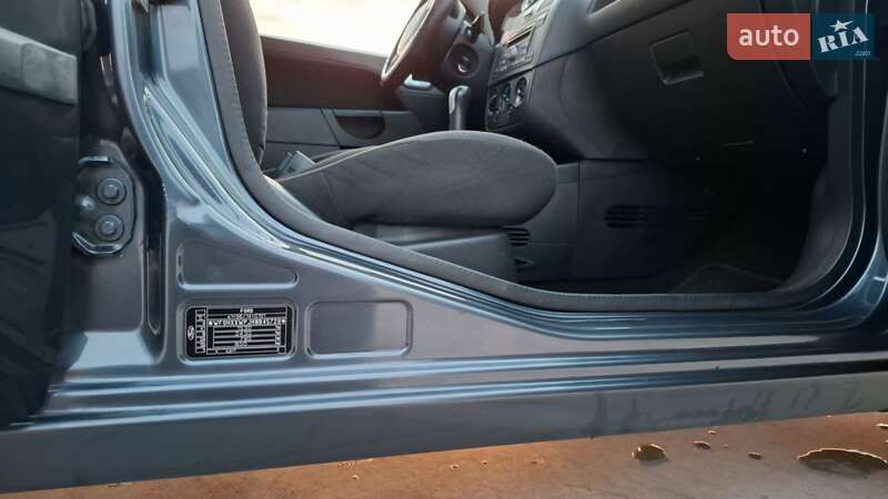 Хетчбек Ford Fiesta 2008 в Києві