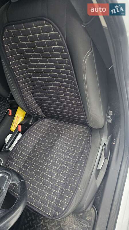 Хэтчбек Ford Fiesta 2014 в Каневе