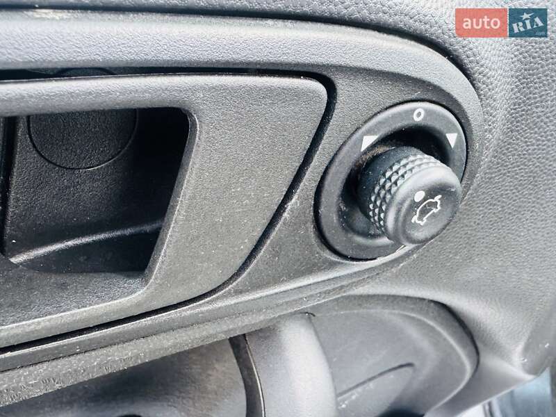 Седан Ford Fiesta 2018 в Києві