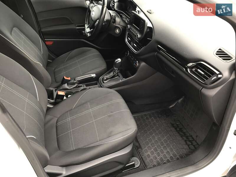 Хэтчбек Ford Fiesta 2018 в Киеве фото 29 Хэтчбек Ford Fiesta 2018 в Киеве