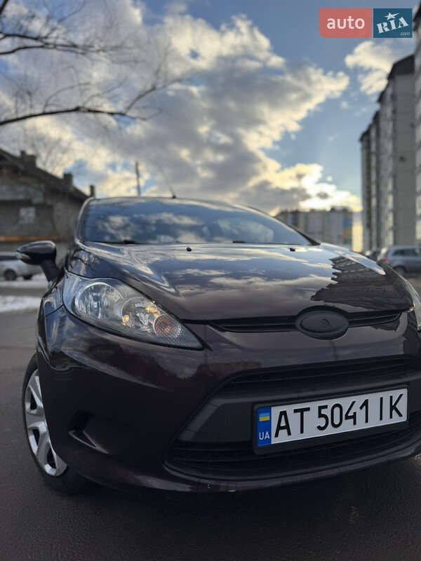 Хэтчбек Ford Fiesta 2009 в Ивано-Франковске