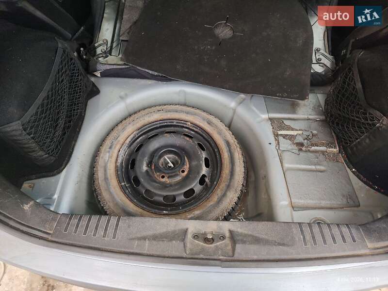 Хэтчбек Ford Fiesta 2006 в Тернополе фото 10 Хэтчбек Ford Fiesta 2006 в Тернополе