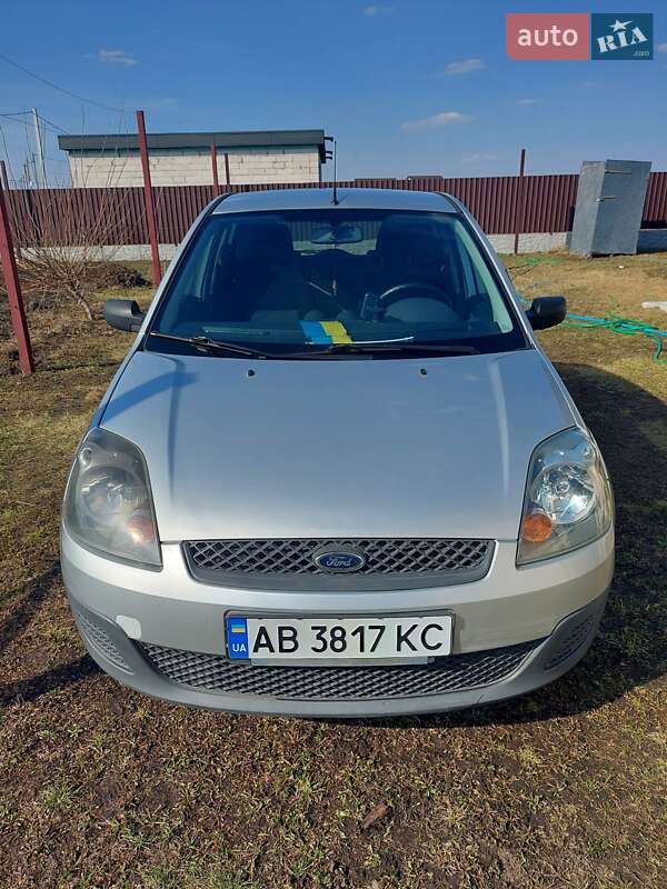 Хетчбек Ford Fiesta 2007 в Києві