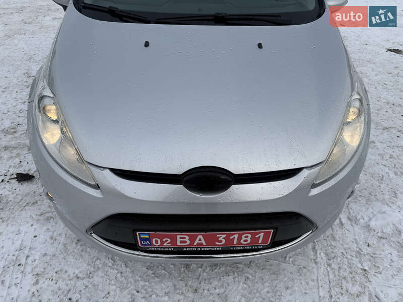 Хэтчбек Ford Fiesta 2010 в Виннице