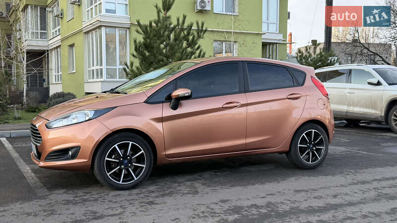 Седан Ford Fiesta 2016 в Миколаєві