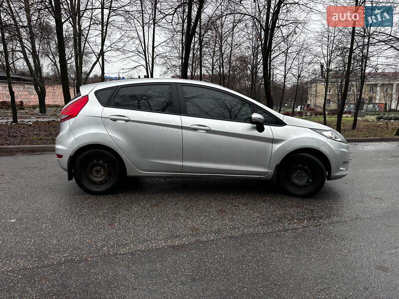Хэтчбек Ford Fiesta 2012 в Запорожье