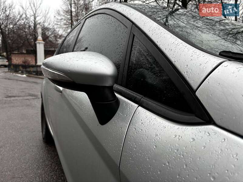 Хэтчбек Ford Fiesta 2012 в Запорожье