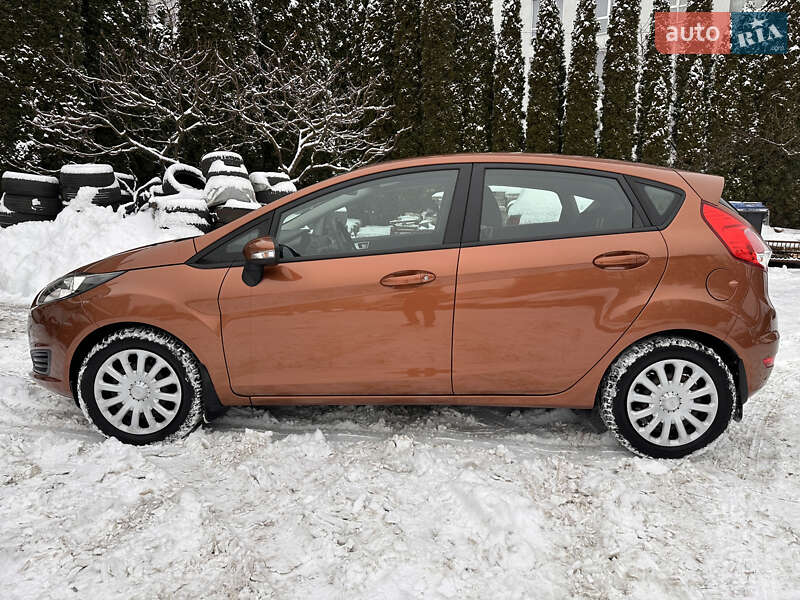 Хэтчбек Ford Fiesta 2013 в Львове