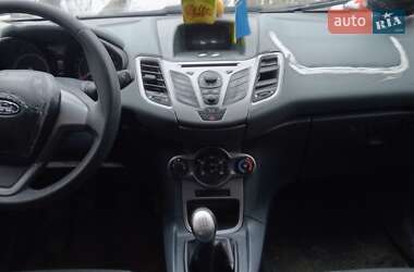 Хэтчбек Ford Fiesta 2010 в Шепетовке