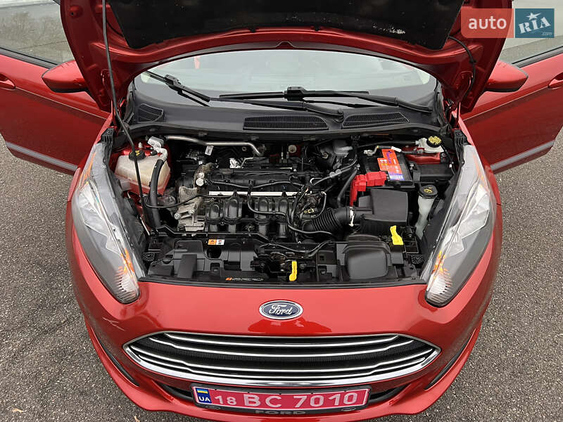 Хэтчбек Ford Fiesta 2018 в Киеве