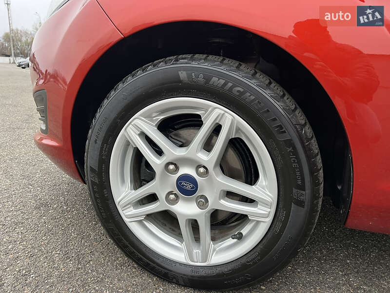 Хэтчбек Ford Fiesta 2018 в Киеве