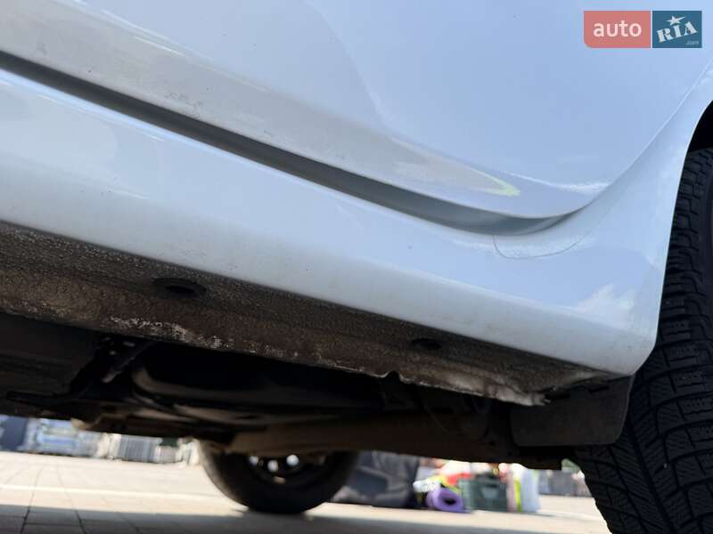 Хетчбек Ford Fiesta 2013 в Києві