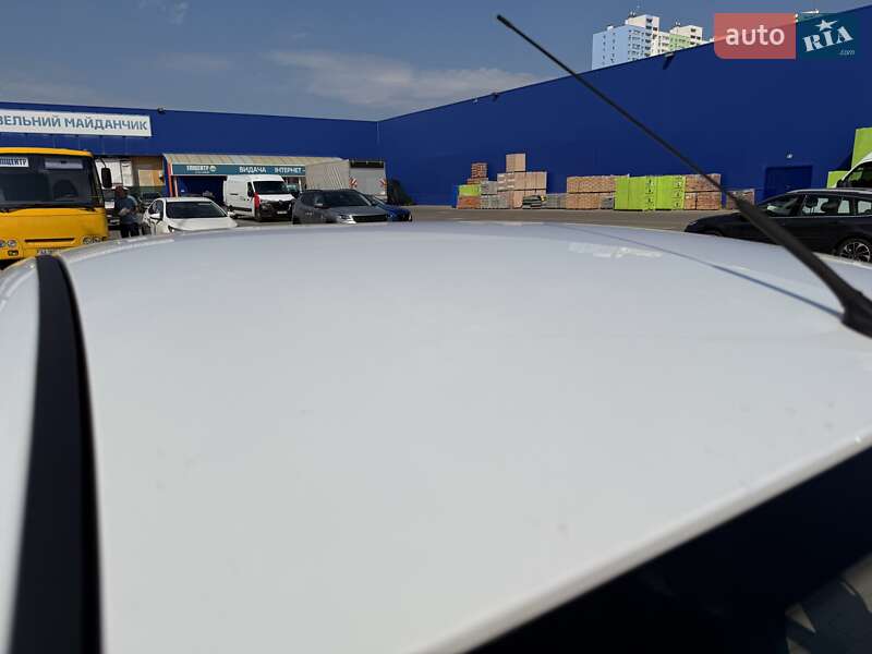 Хетчбек Ford Fiesta 2013 в Києві