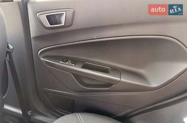 Хэтчбек Ford Fiesta 2013 в Киеве