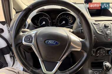 Хэтчбек Ford Fiesta 2013 в Киеве