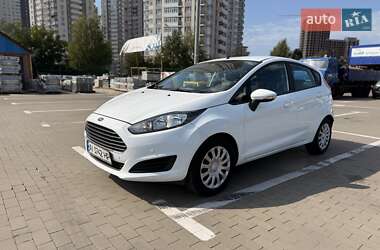 Хэтчбек Ford Fiesta 2013 в Киеве