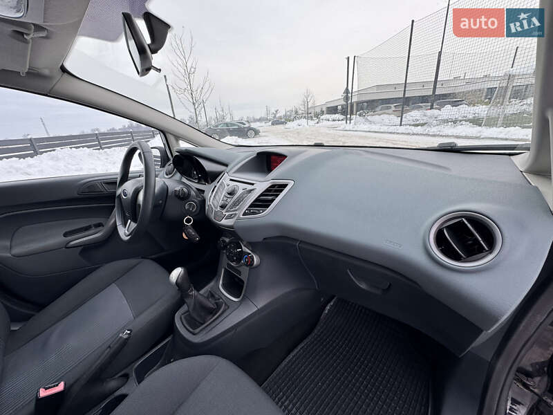 Хэтчбек Ford Fiesta 2010 в Мукачево фото 25 Хэтчбек Ford Fiesta 2010 в Мукачево