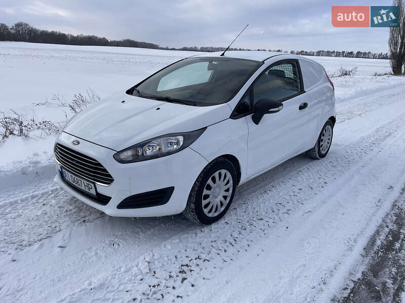Хетчбек Ford Fiesta 2014 в Баришівка